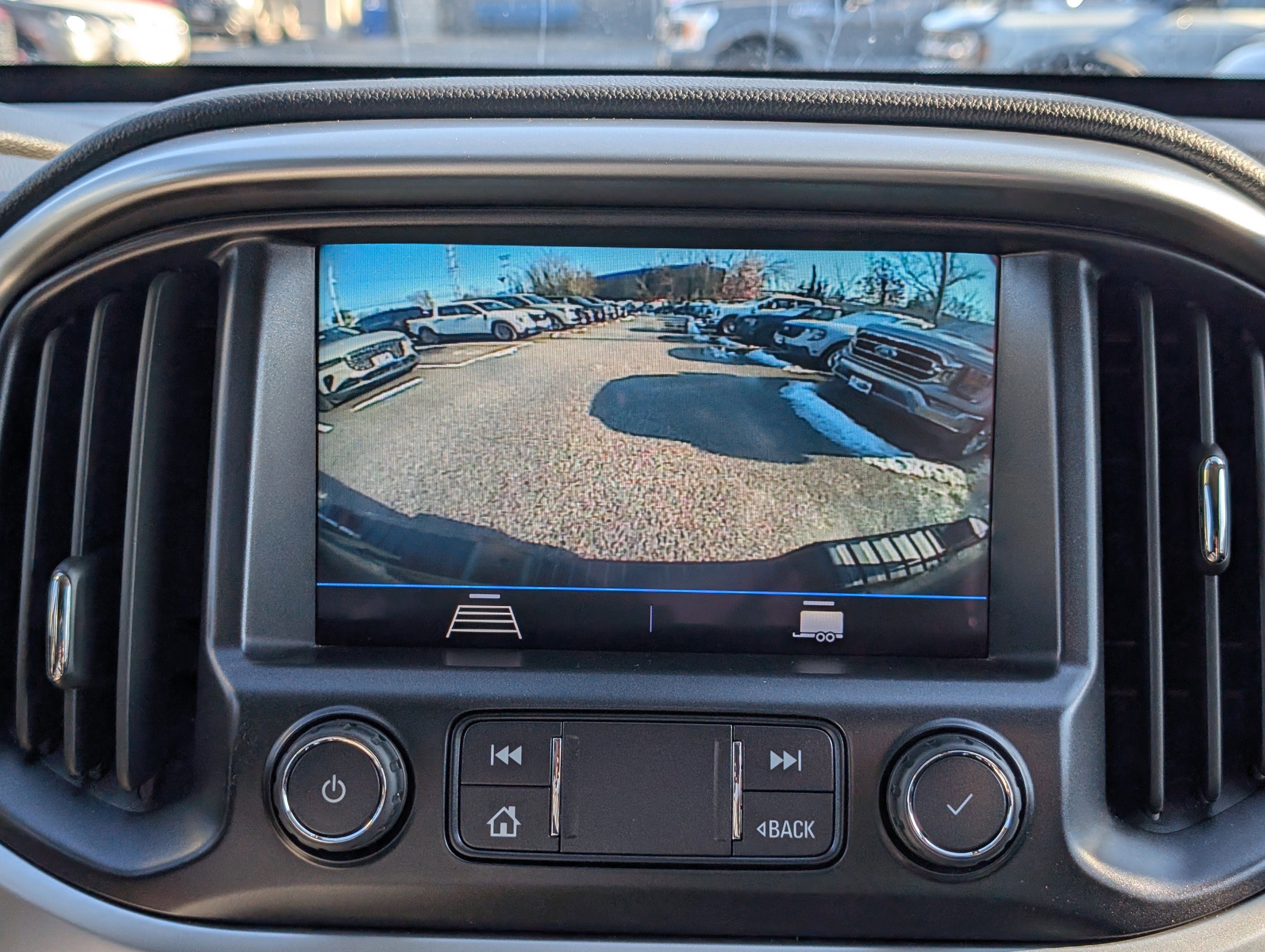 Used 2021 Chevrolet Colorado LT w/ LT Convenience Package image 27