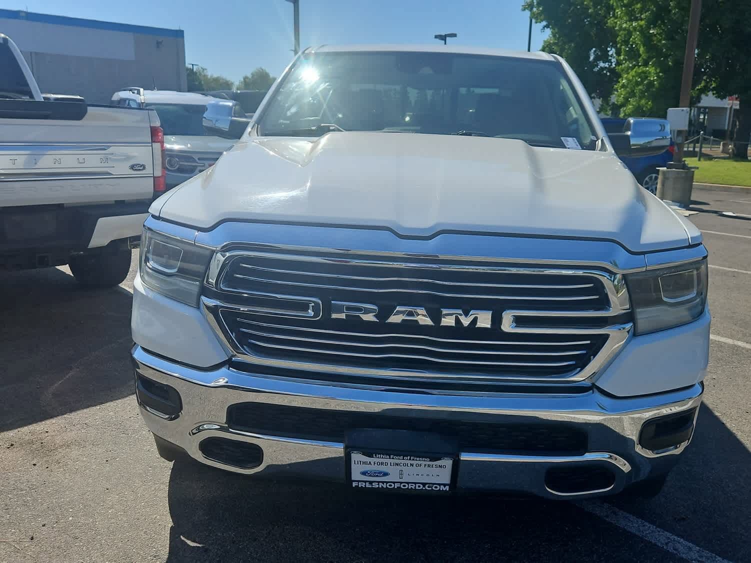 Used 2022 RAM 1500 Laramie AWD/4WD image 4