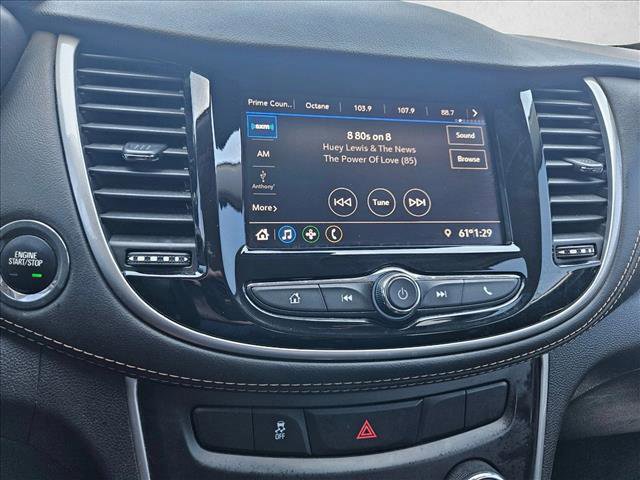 Used 2021 Chevrolet Trax LT w/ Midnight Edition image 13