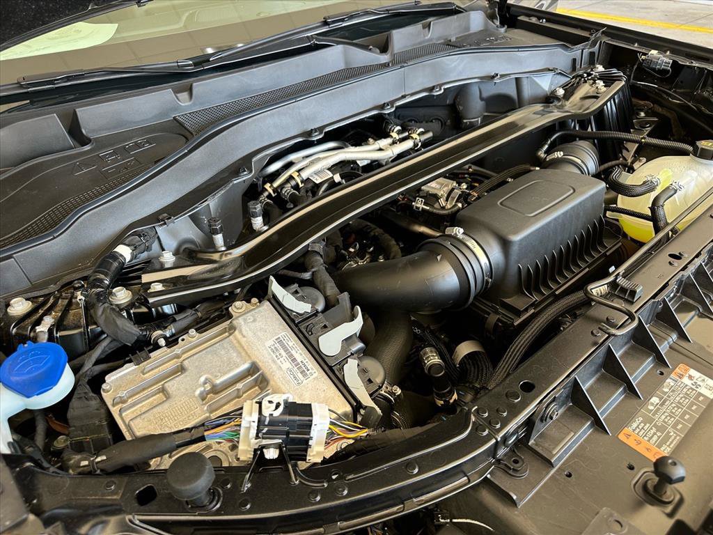 Certified 2025 Ford Explorer Platinum w/ Ultimate Package image 16