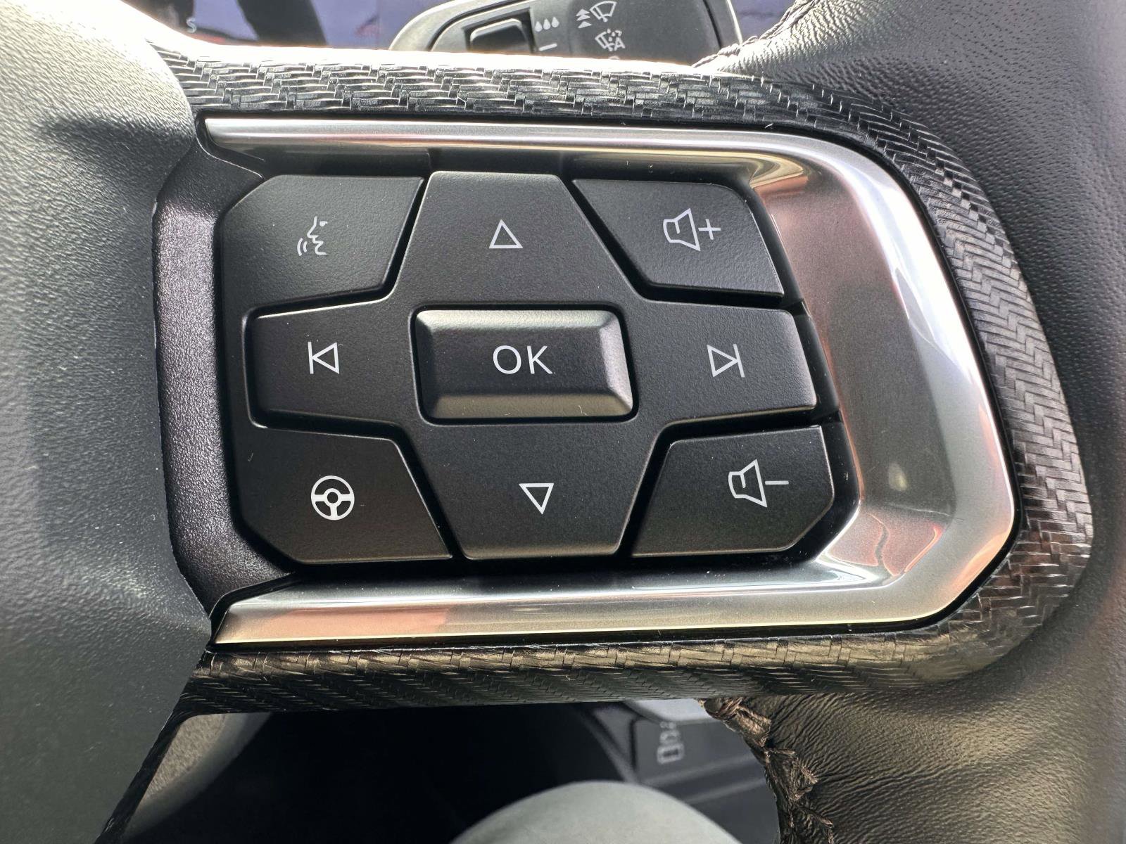 Certified 2025 Ford Mustang Premium image 17