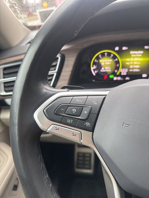 Used 2024 Volkswagen Atlas SEL Premium R-Line AWD/4WD image 23