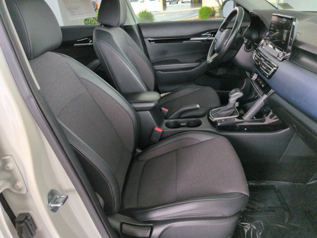 Used 2023 Kia Seltos S w/ Navigation Package FWD image 34