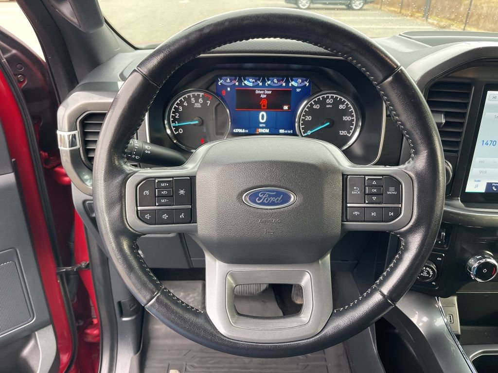 Certified 2022 Ford F150 XLT w/ Equipment Group 302A High image 17