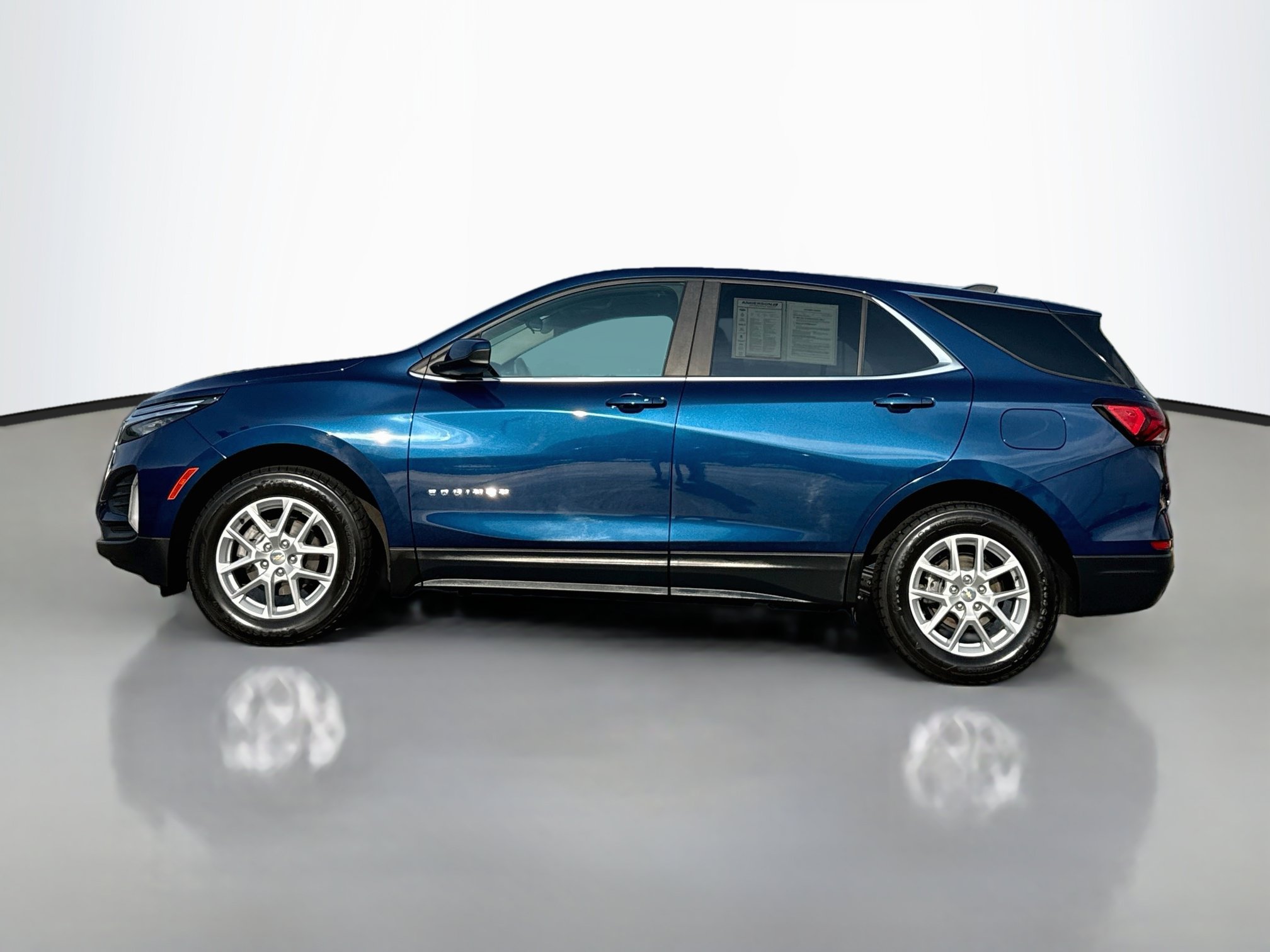 Used 2022 Chevrolet Equinox LT FWD image 4