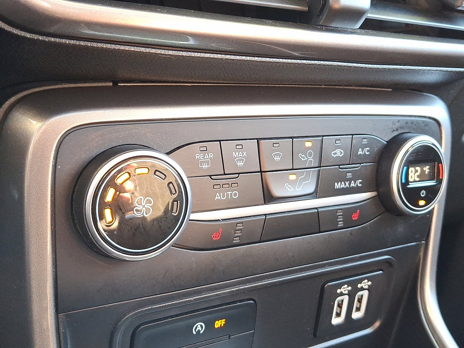 Certified 2022 Ford EcoSport SE w/ SE Convenience Package image 15