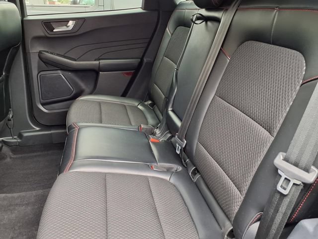 Certified 2024 Ford Escape ST-Line w/ Tech Pack #1 AWD/4WD image 7