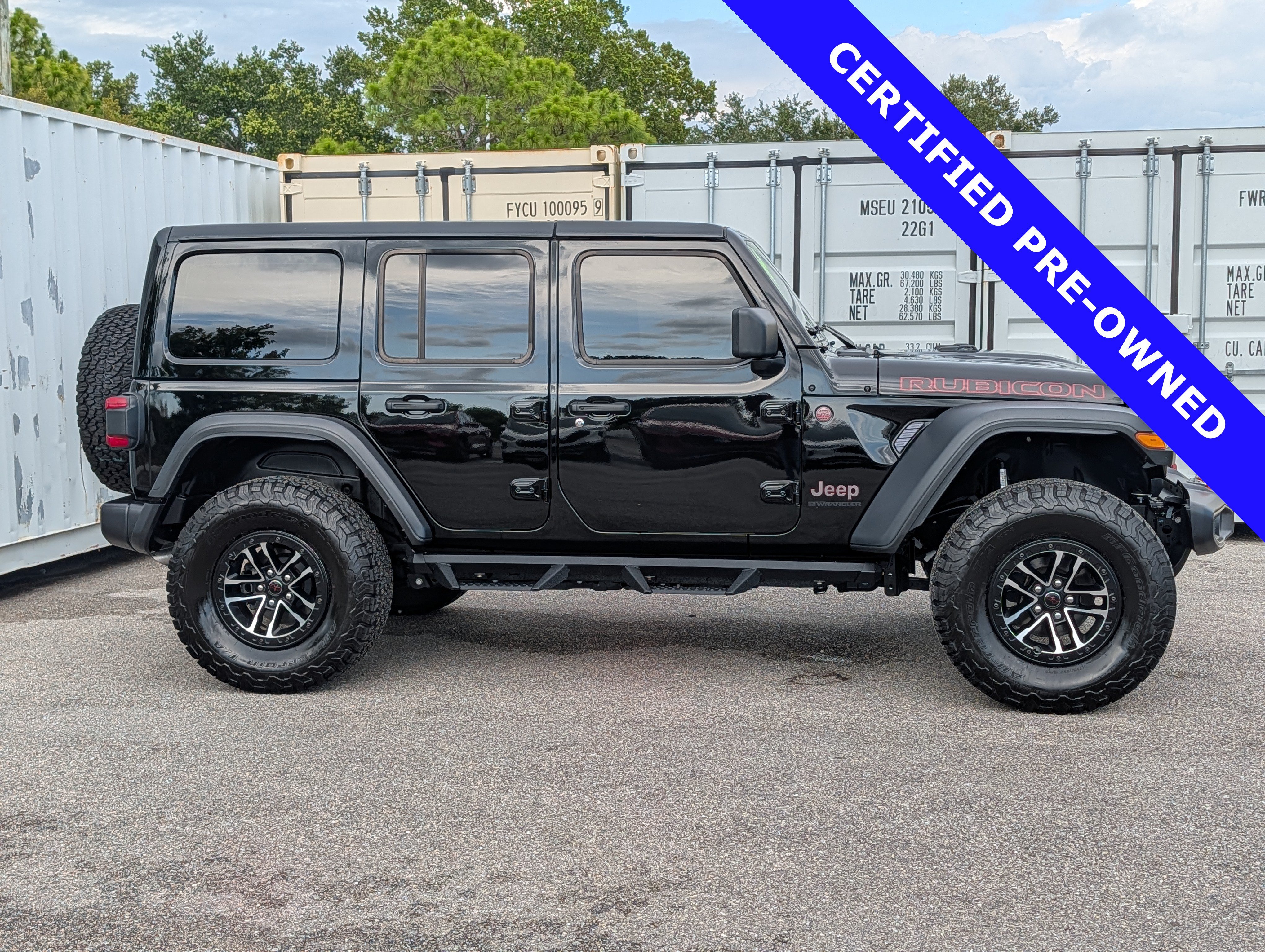 Used 2024 Jeep Wrangler Unlimited Rubicon w/ XTREMEE 35" Tire Package AWD/4WD image 3