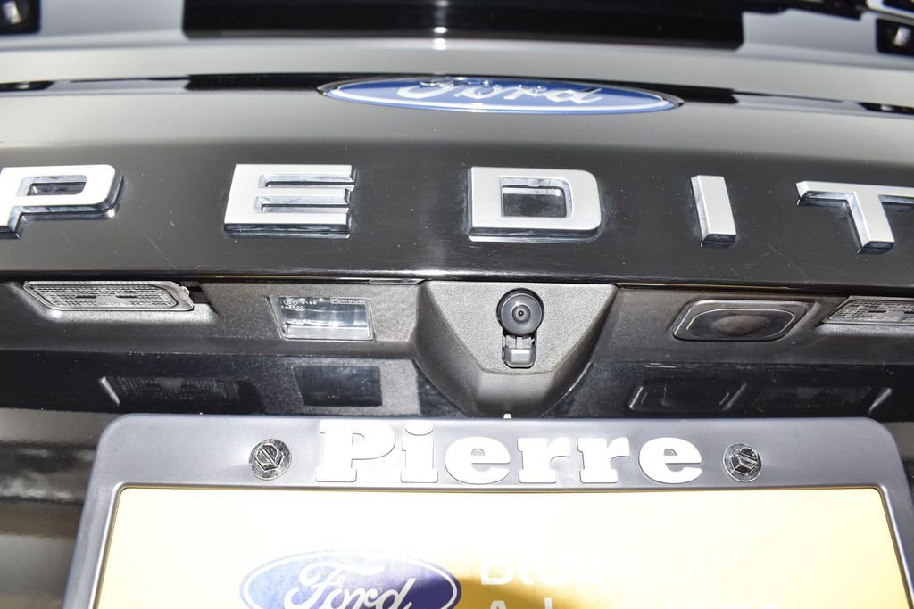 Certified 2025 Ford Expedition Platinum AWD/4WD image 25