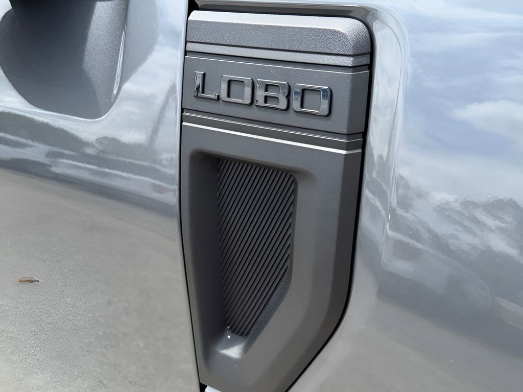 Certified 2025 Ford Maverick Lobo AWD/4WD image 14