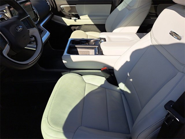 Certified 2025 Ford Expedition Platinum w/ Driver's Package image 26