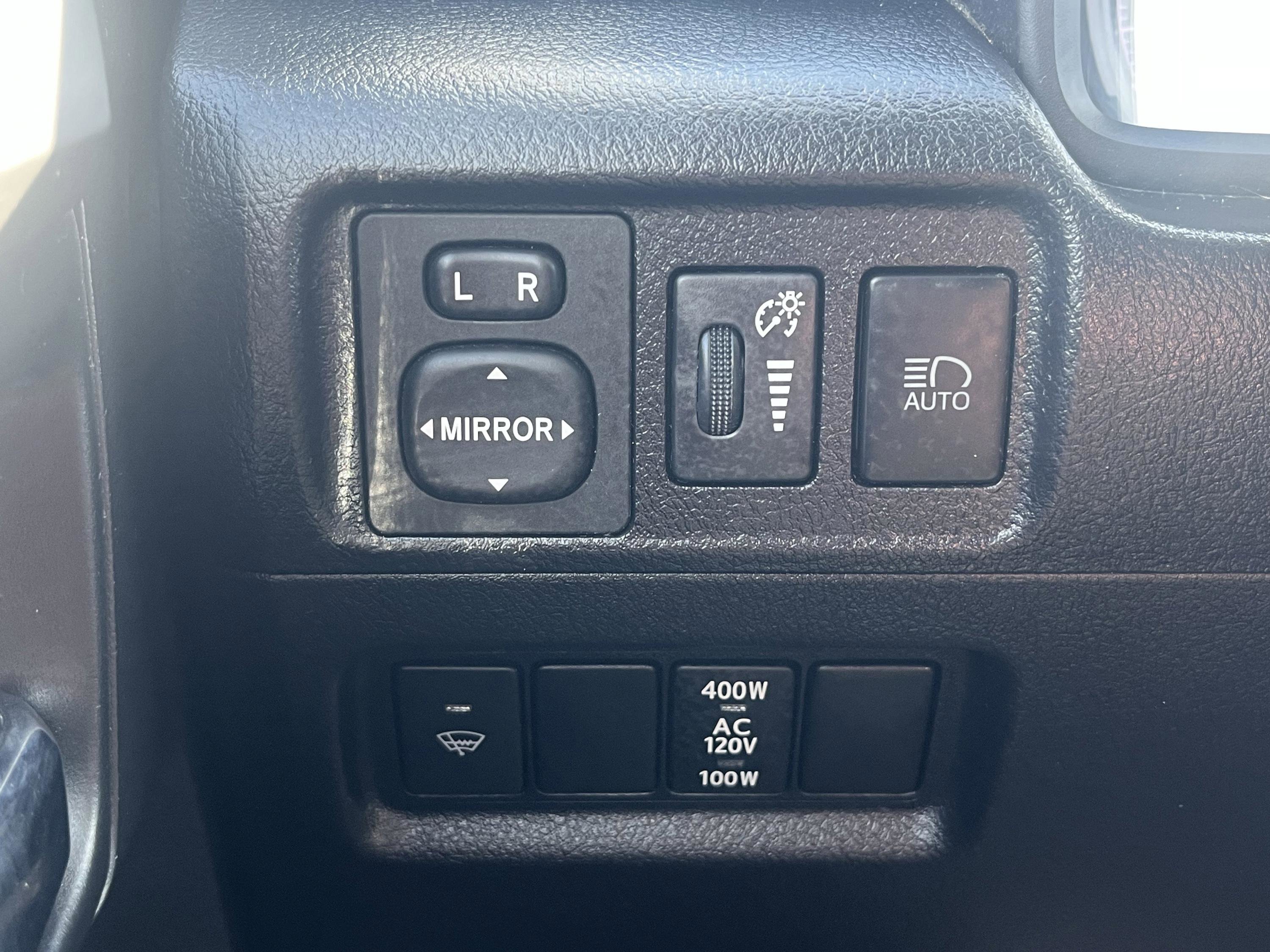 Used 2020 Toyota 4Runner Limited image 19