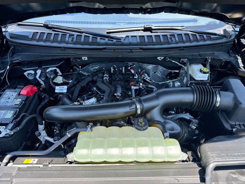 Certified 2025 Ford Expedition Max Platinum w/ Stealth Performance Package AWD/4WD image 27