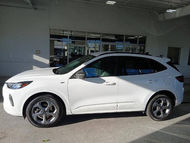 Certified 2023 Ford Escape ST-Line w/ Tech Pack #1 image 2