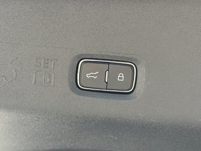 Certified 2025 Ford Expedition Active RWD image 22