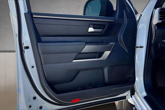 Used 2025 Toyota Tundra SR5 AWD/4WD image 17