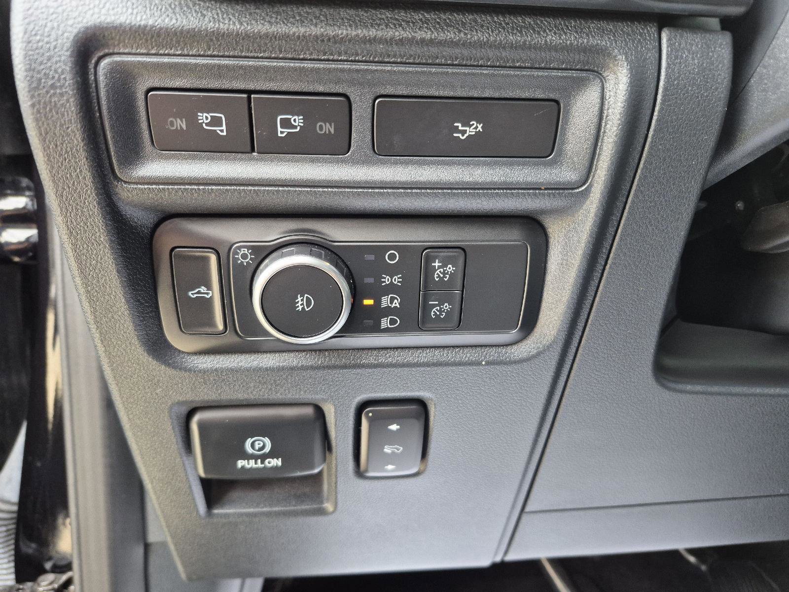 Certified 2022 Ford F150 XLT w/ Equipment Group 302A High image 16