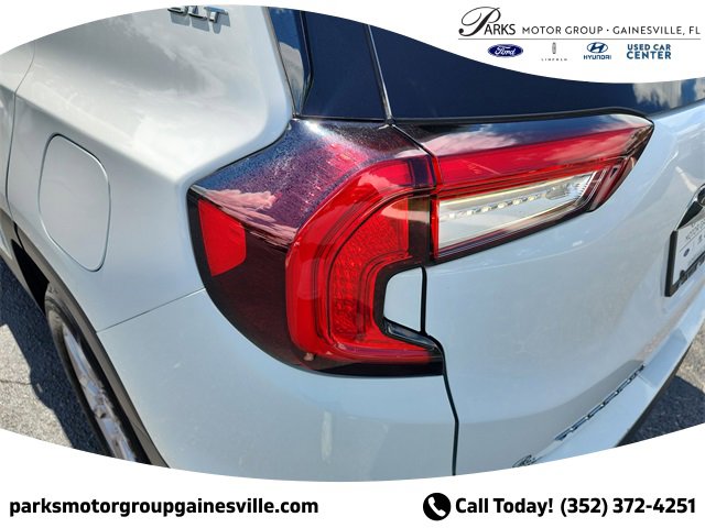 Used 2023 GMC Terrain SLT image 7