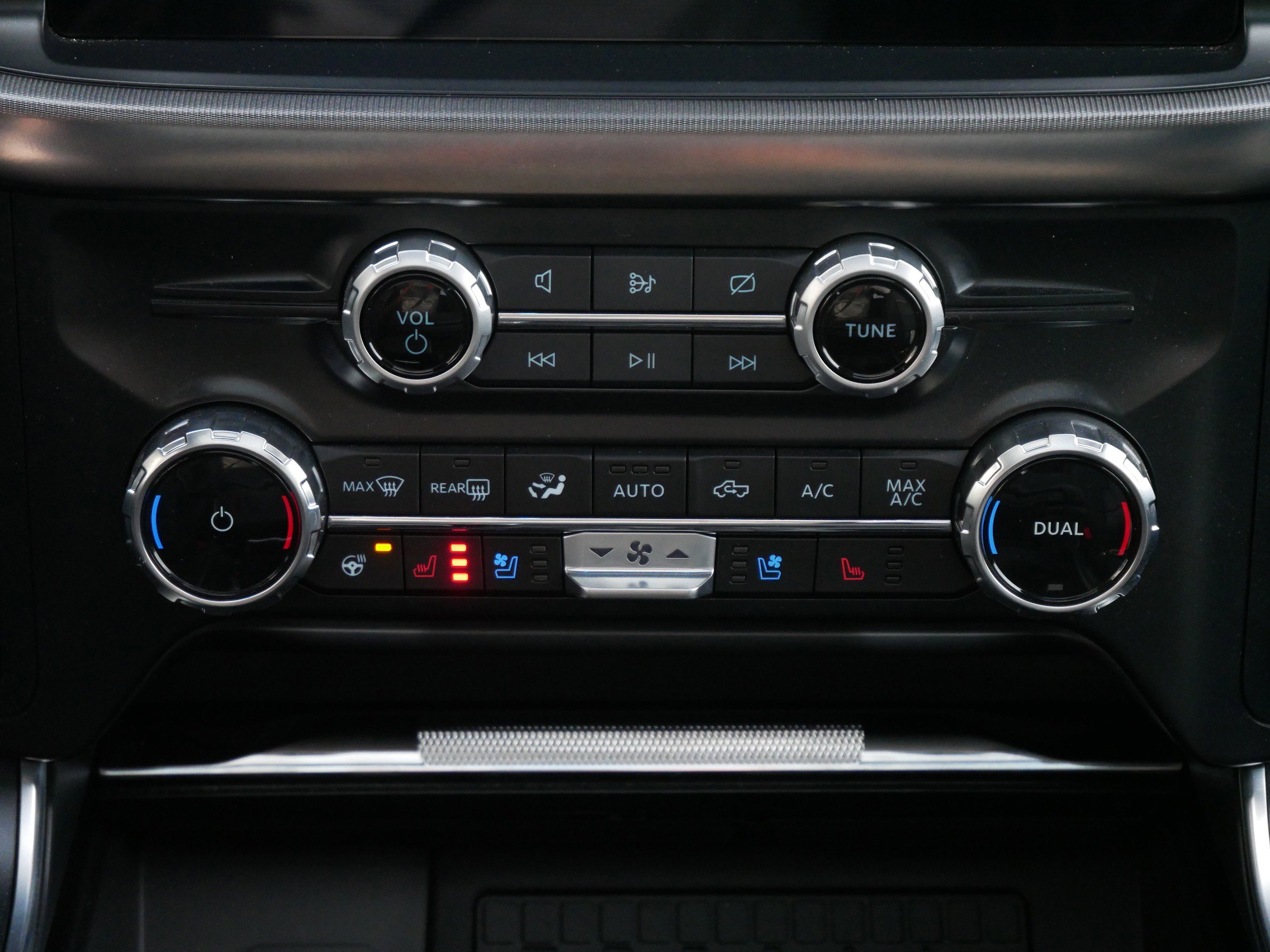 Certified 2024 Ford F150 Raptor image 15