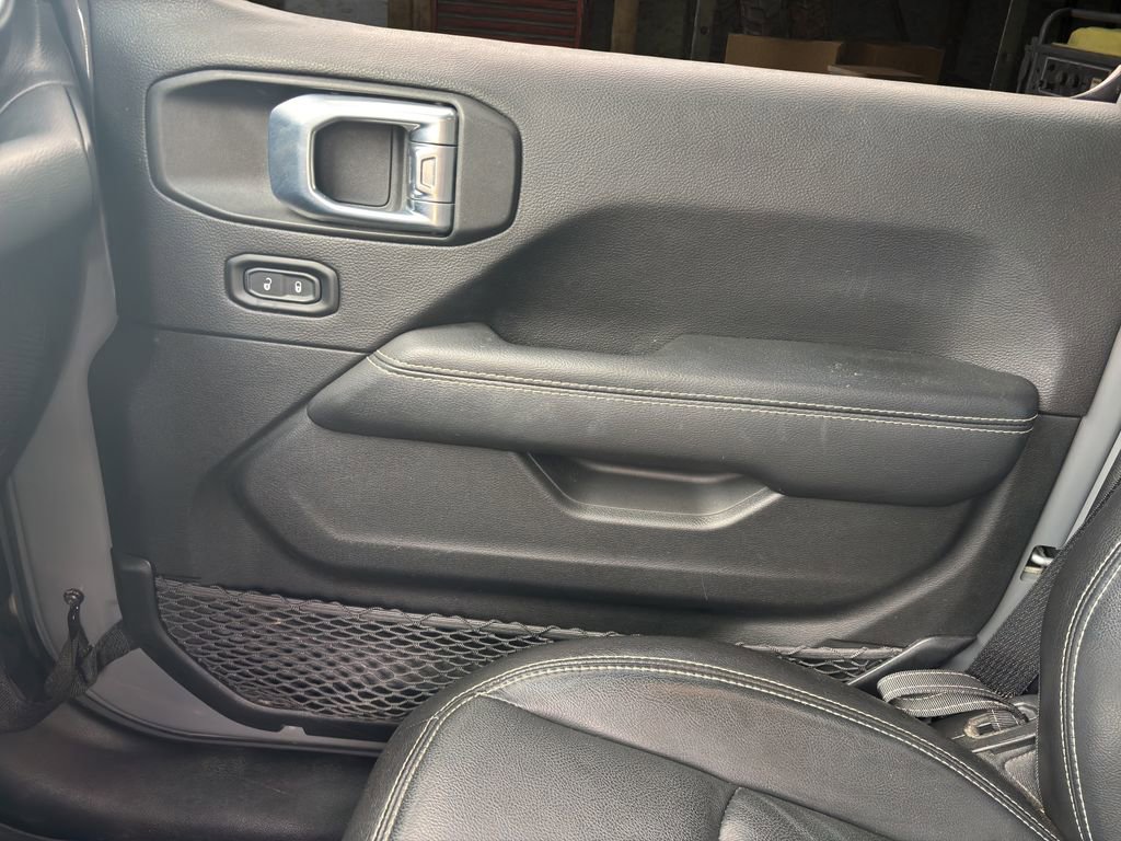 Used 2021 Jeep Wrangler Unlimited Sahara w/ Cold Weather Group image 11