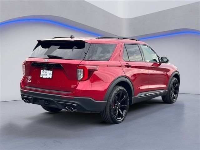 Certified 2022 Ford Explorer ST w/ ST Street Pack AWD/4WD image 6
