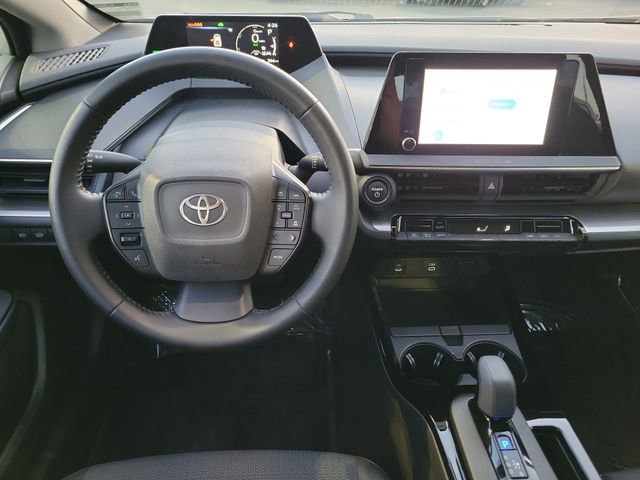 Used 2024 Toyota Prius LE image 9