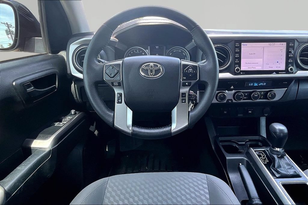 Used 2022 Toyota Tacoma SR5 AWD/4WD image 5