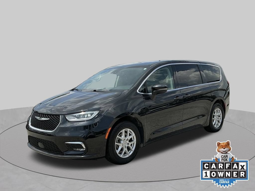 Used 2023 Chrysler Pacifica Touring-L