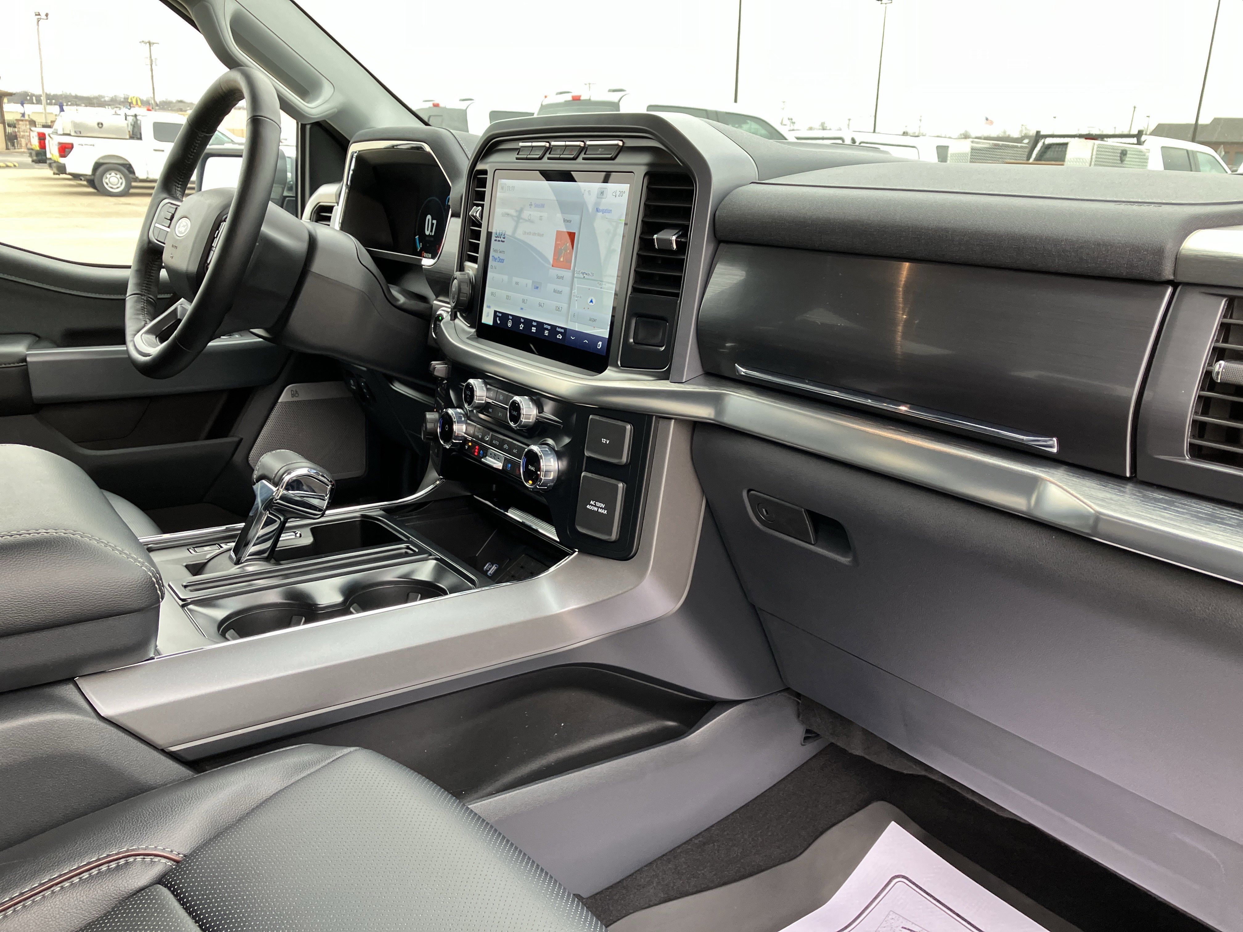 Certified 2023 Ford F150 Lariat w/ Equipment Group 502A High image 17