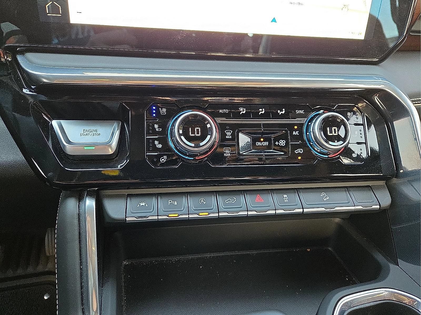 Used 2025 GMC Sierra 1500 Denali Ultimate AWD/4WD image 18