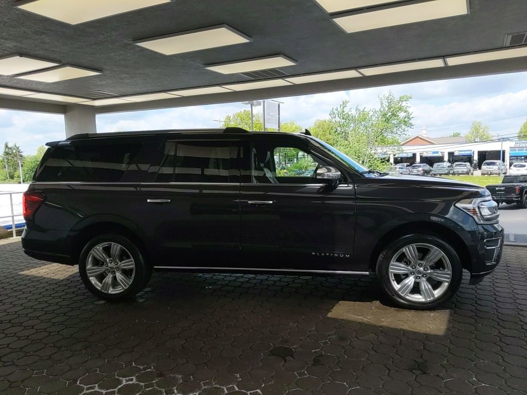 Certified 2024 Ford Expedition Max Platinum AWD/4WD image 5