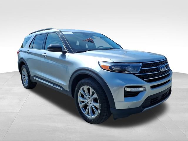 Certified 2023 Ford Explorer XLT w/ Equipment Group 202A AWD/4WD image 11