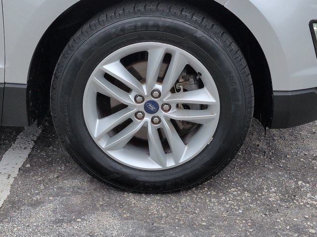 Certified 2018 Ford Edge SEL w/ Equipment Group 201A FWD image 11