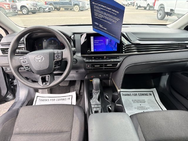 Used 2025 Toyota Camry LE FWD image 20