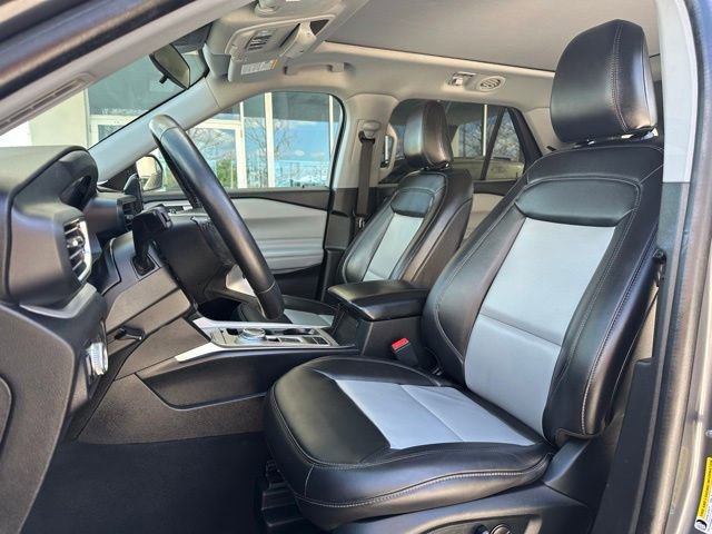 Certified 2023 Ford Explorer XLT w/ Equipment Group 202A image 13