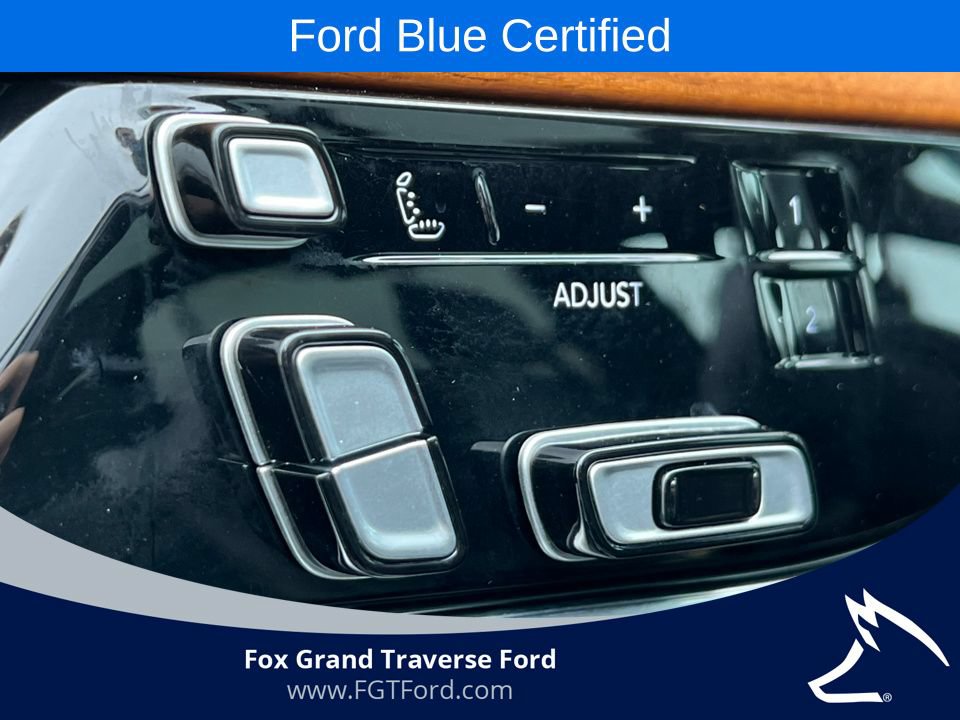 Used 2024 Jeep Grand Wagoneer L Series III AWD/4WD image 13