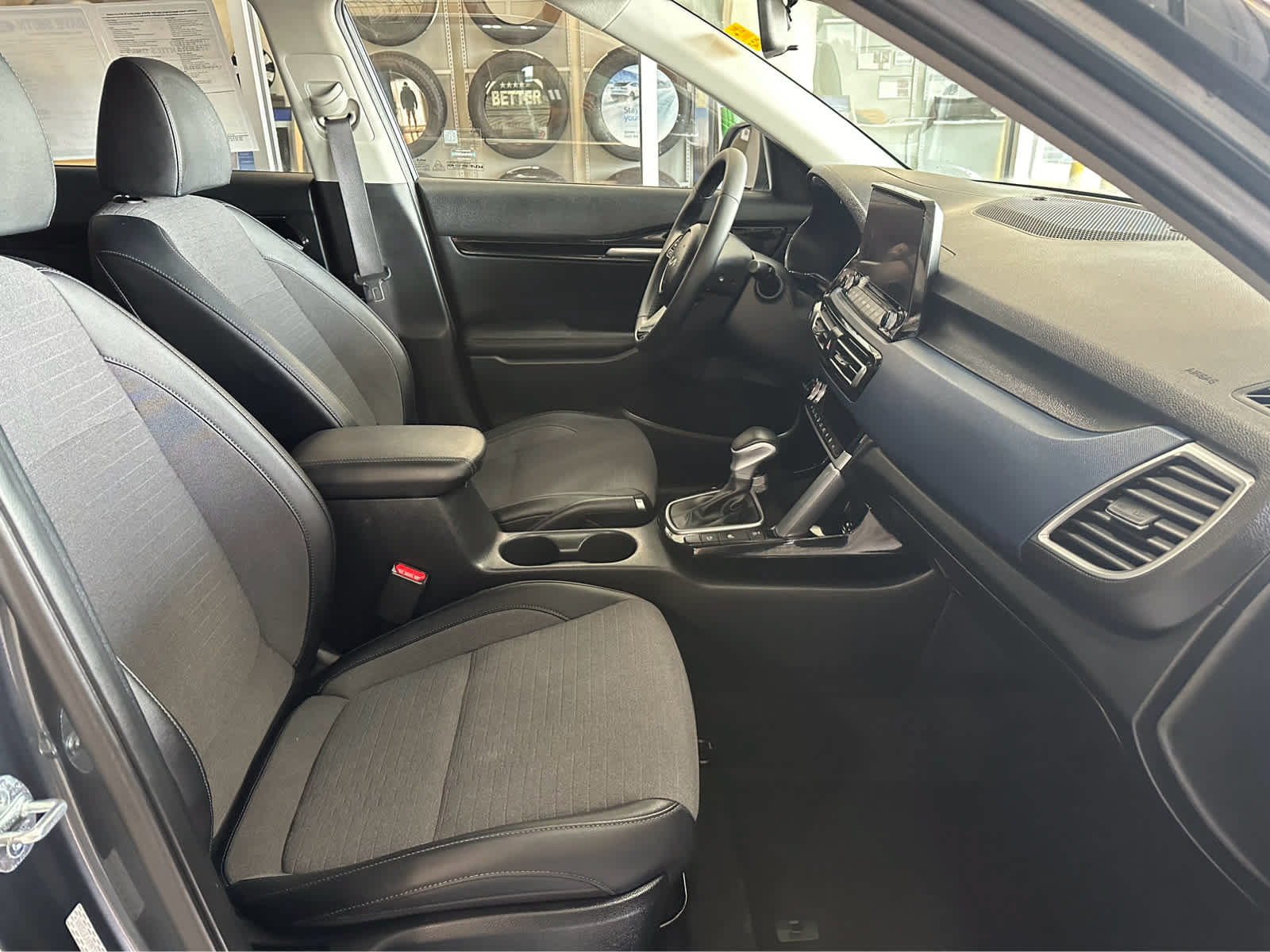 Used 2023 Kia Seltos S w/ Navigation Package AWD/4WD image 40