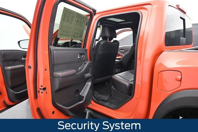 Used 2025 Nissan Frontier PRO-4X w/ Pro Premium Package AWD/4WD image 18