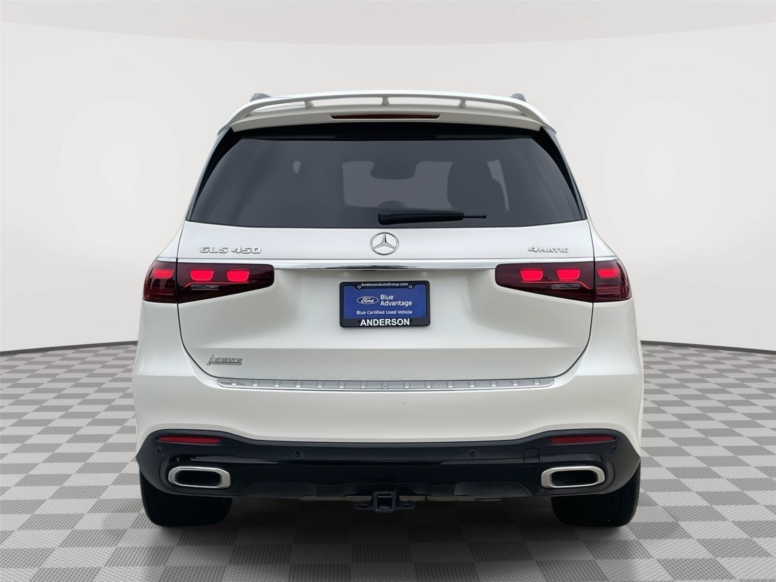 Used 2024 Mercedes-Benz GLS 450 4MATIC image 8