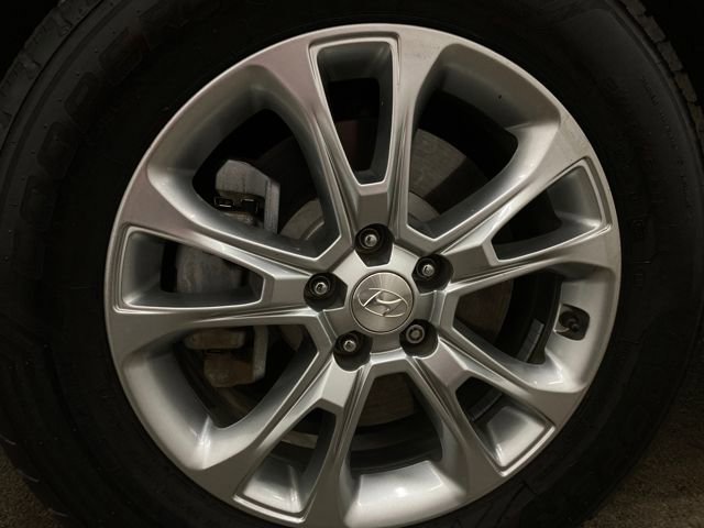 Used 2022 Hyundai Palisade SE image 15