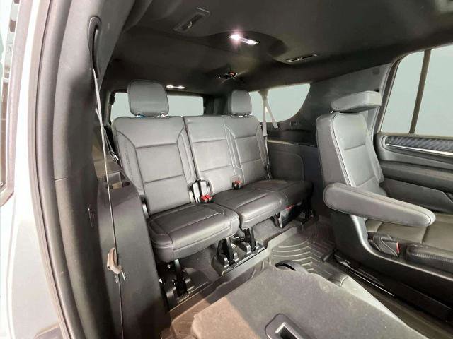 Used 2023 GMC Yukon XL Denali w/ Denali Reserve Package AWD/4WD image 24