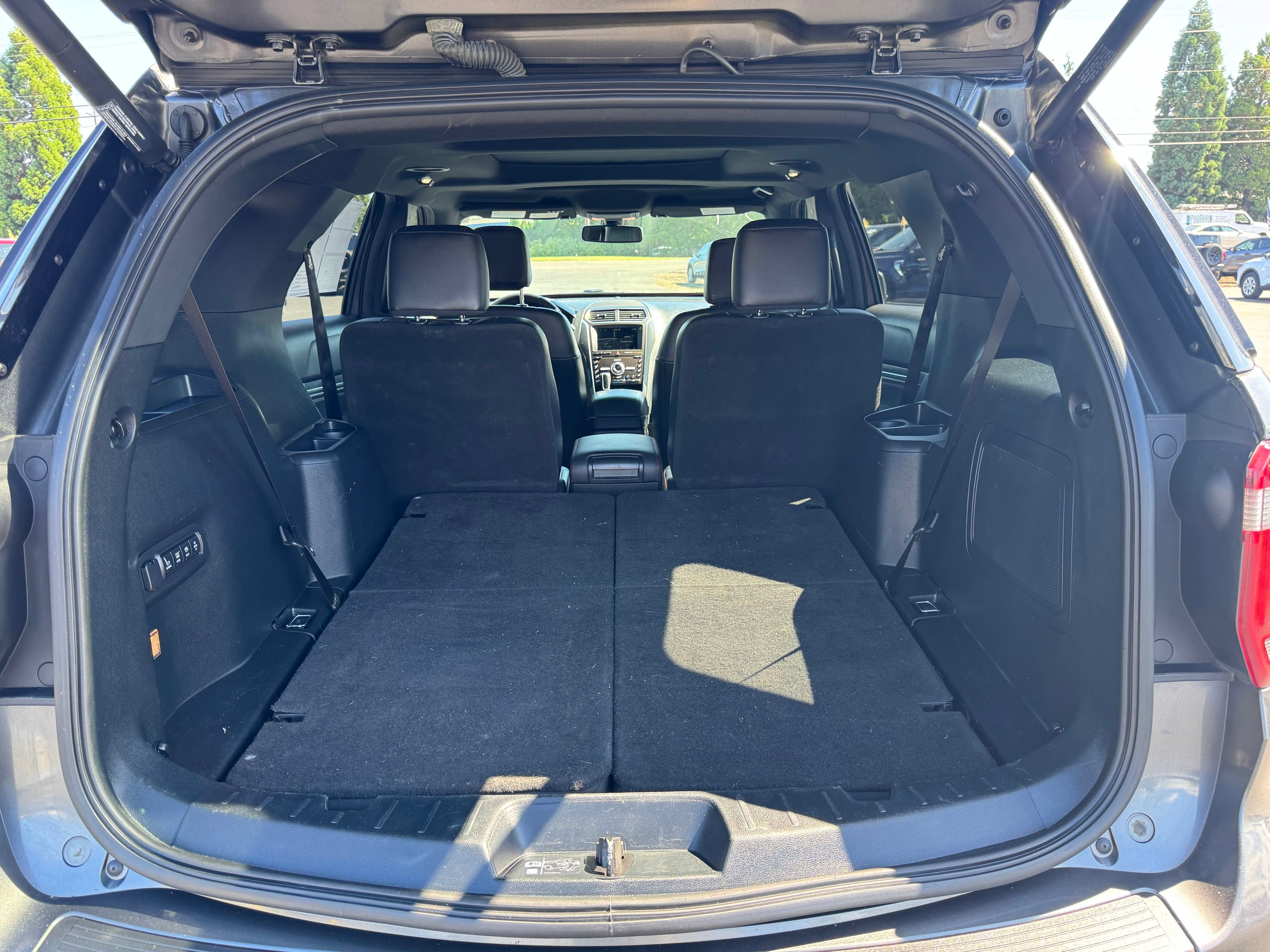 Certified 2019 Ford Explorer Sport w/ Equipment Group 401A AWD/4WD image 37