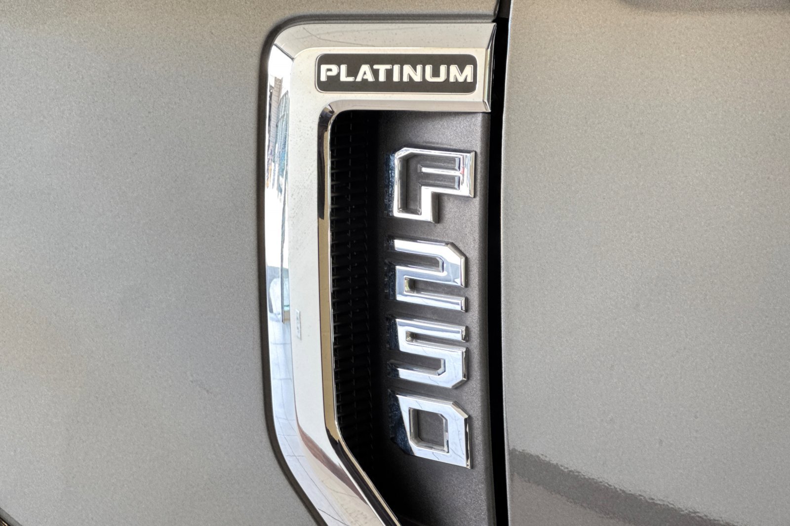 Certified 2020 Ford F250 Platinum w/ Tremor Off-Road Package AWD/4WD image 27