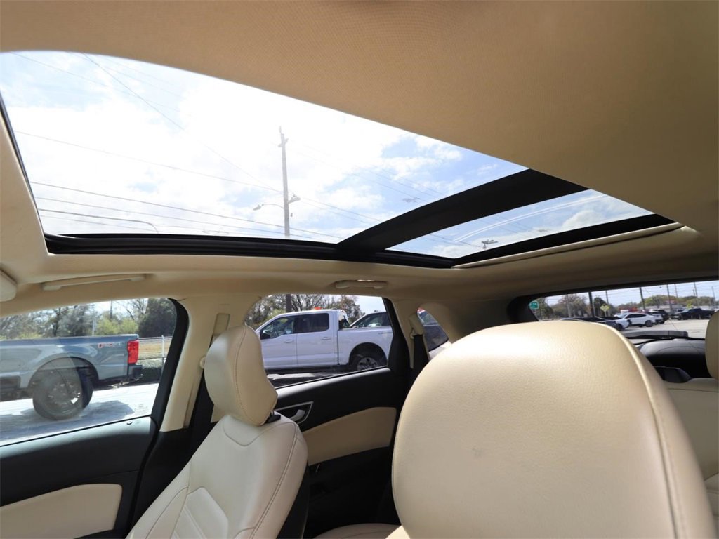 Certified 2019 Ford Edge SEL w/ Equipment Group 201A image 9