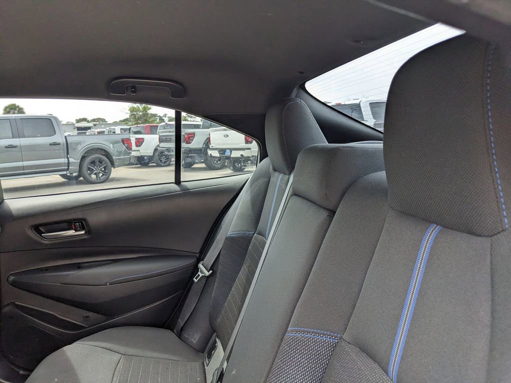 Used 2022 Toyota Corolla SE image 19