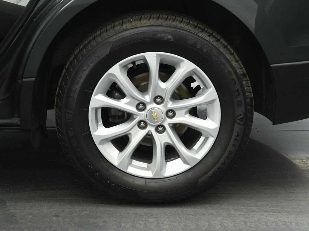 Used 2019 Chevrolet Equinox LS AWD/4WD image 22