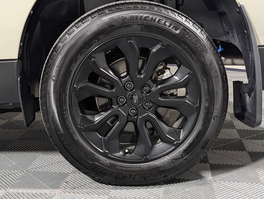 Certified 2024 Ford Maverick XLT w/ XLT Luxury Package FWD image 27