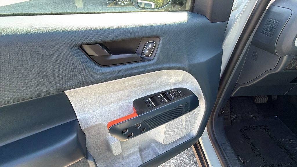 Certified 2022 Ford Maverick XLT w/ XLT Luxury Package FWD image 13