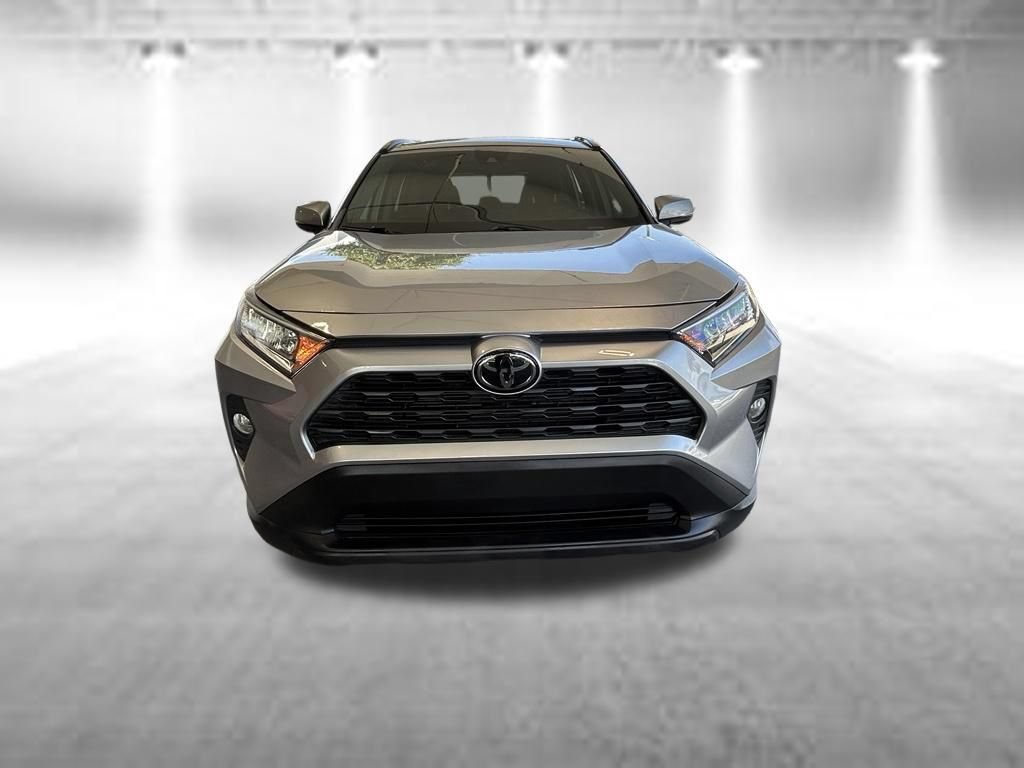Used 2020 Toyota RAV4 XLE FWD image 10