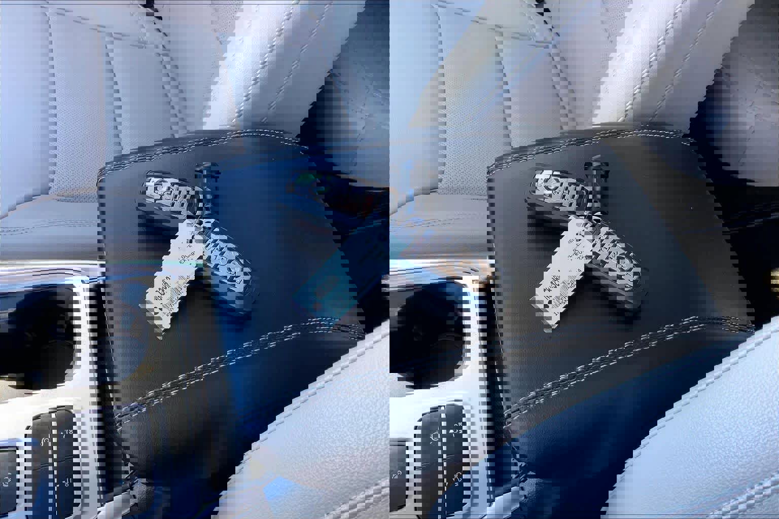 Certified 2022 Ford Explorer Limited w/ Equipment Group 301A image 14